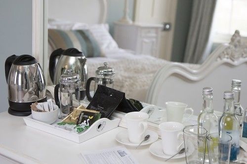 The Salwey Arms Hotel